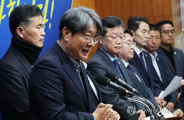 민주당 이춘석 의원