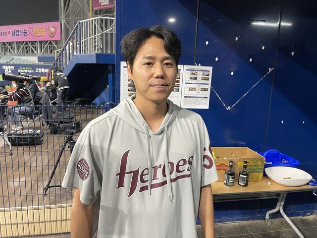 경기 후 취재진과 만난 하영민