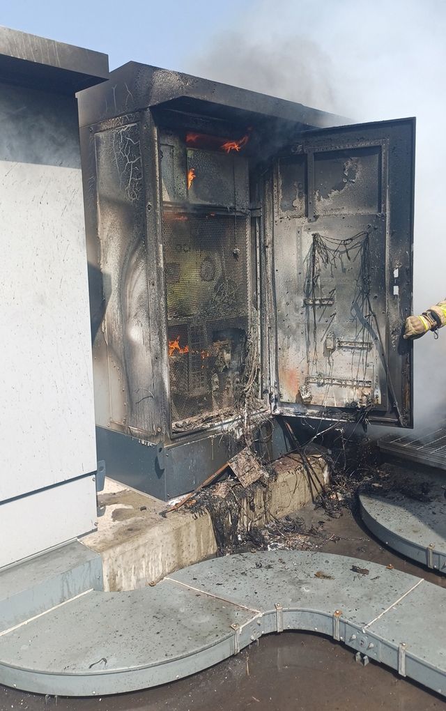 불이 난 태안 태양광 발전시설