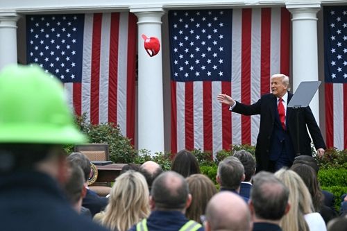 상호관세 발표날 도널드 트럼프 미국 대통령