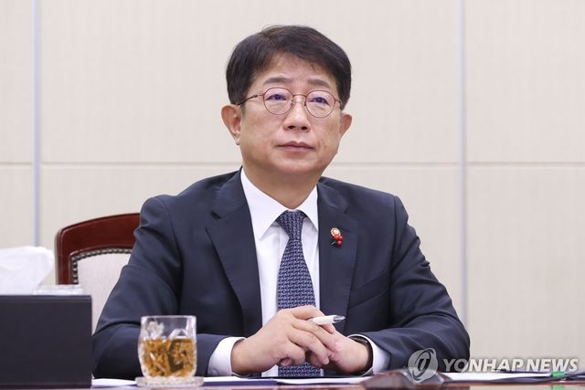 산하기관장 회의를 주재하는 박상우 국토교통부 장관 