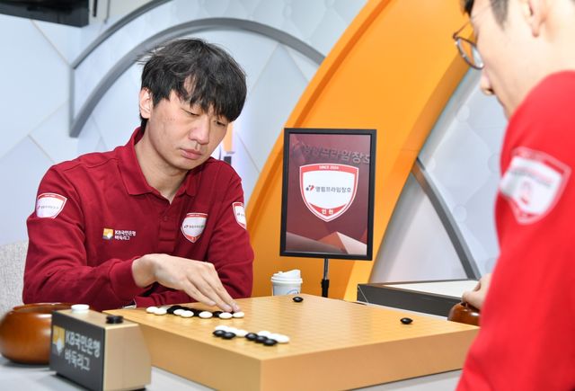 영림프라임창호의 특급 용병 당이페이 9단.