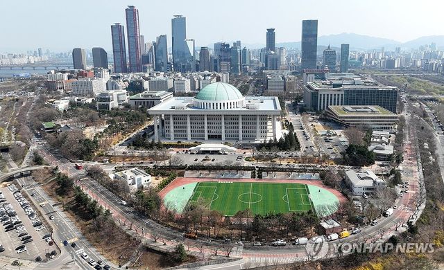윤석열 파면 선고, 국힘 사과·민주 위대한 국민 승리