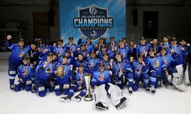 아시아리그 아이스하키 9번째 파이널 우승을 차지한 HL안양