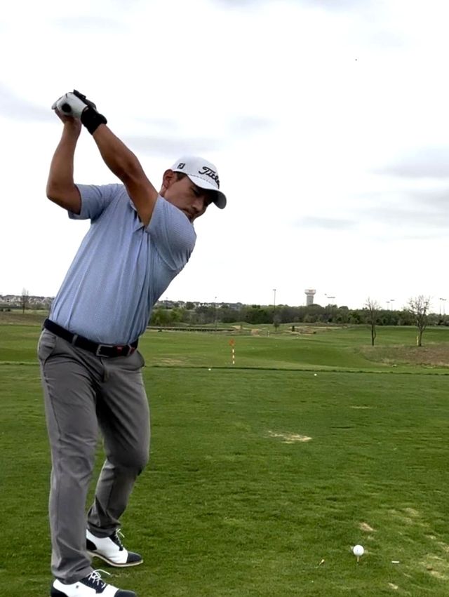 연습하는 강성훈.