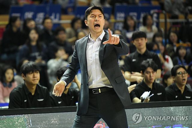 지시하는 삼성 김효범 감독