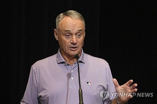 롭 맨프레드 메이저리그 커미셔너