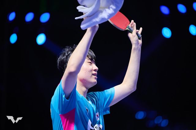 WTT 챔피언스 첸나이 남자단식 우승을 차지한 오준성