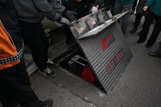 지하매립식 비상소화장치함