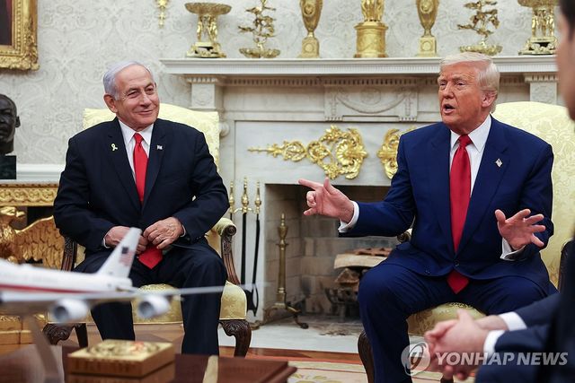 7일 트럼프 대통령(우측)과 네타냐후 이스라엘 총리의 백악관 회담