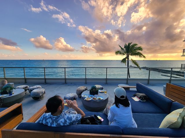 석양과 음주를 즐길 수 있는 아웃리거 리프의 라운지 [사진/성연재 기자] 