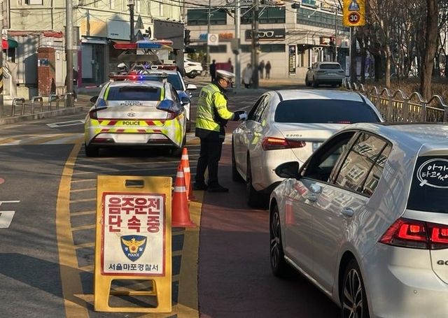 서울경찰, 등하굣길 교통법규위반 집중단속