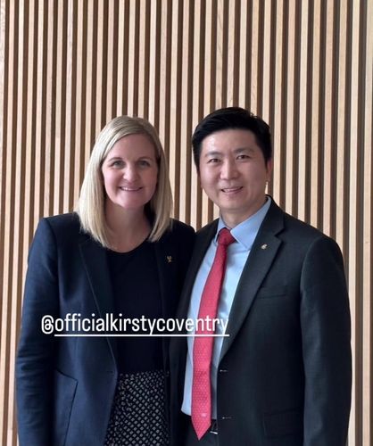 코번트리 IOC 위원장 당선인과 만난 유승민 체육회장