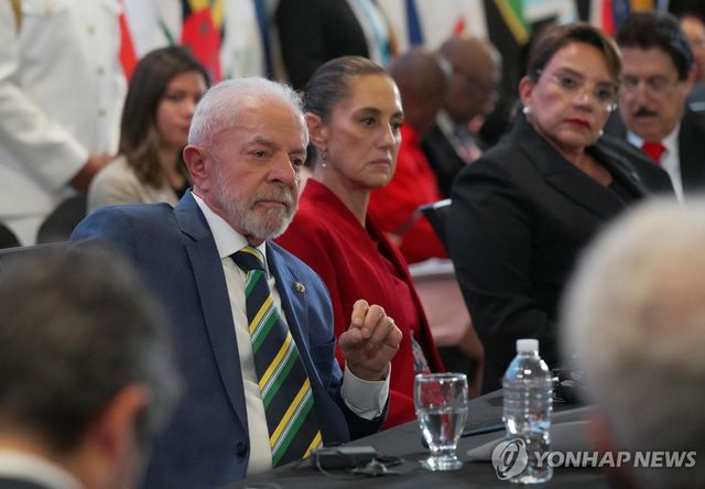 나란히 앉은 브라질-멕시코 정상