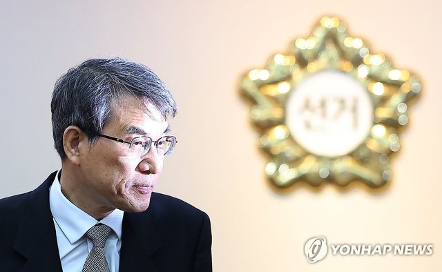 노태악 중안선관위원장, 조기 대선 계획 논의 위한 전체회의 참석