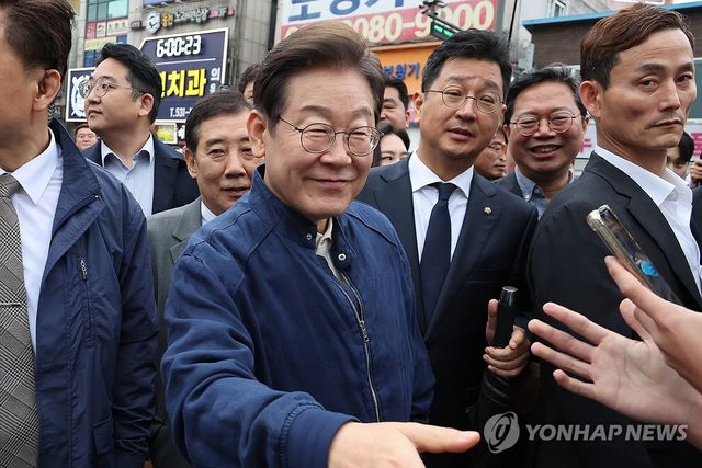 파기환송 판결 이후 '경청 투어' 시작한 이재명 후보