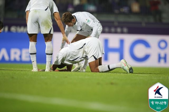 자책골 넣고 좌절해 하는 에드가