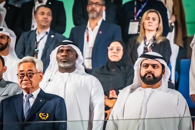 대회 개막식에 참석한 조정원 세계태권도연맹 총재(앞줄 왼쪽)와 UAE 푸자이라의 셰이크 모하메드 빈 하마드 알 샤르키 왕세자(앞줄 오른쪽).[세계태권도연맹 제공. 재판매 및 DB 금지]