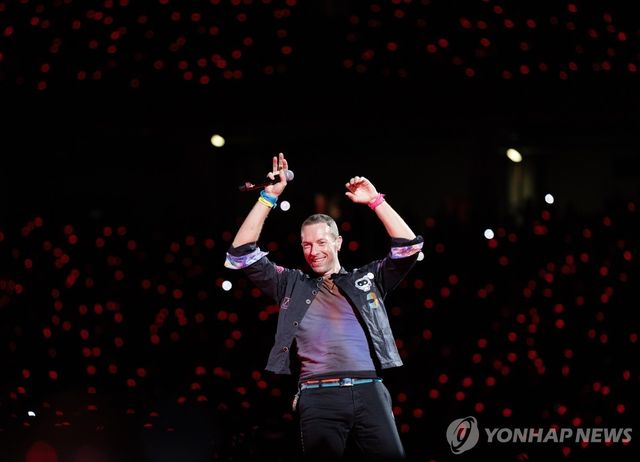 AI로부터 저작권 보호 촉구 동참한 콜드플레이