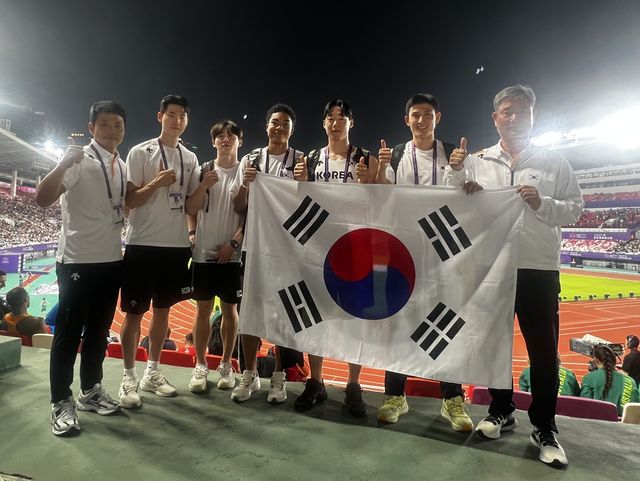 광저우 세계릴레이선수권에 출전한 한국 남자 400ｍ 계주팀