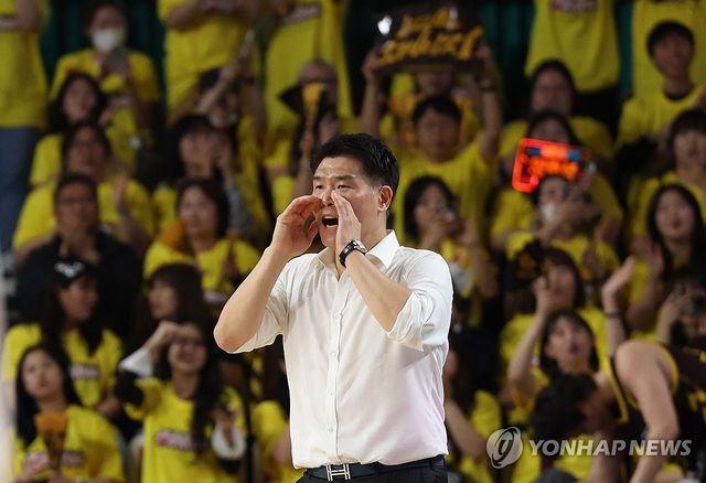 LG 조상현 감독 "홈에서 끝내자"