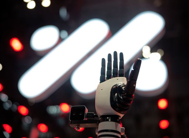 4월 23일 중국 상하이 모터쇼 로봇 