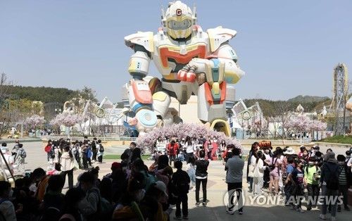 로봇랜드 찾은 학생들