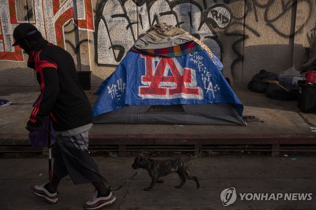 미 LA 시내 점령한 노숙자 텐트