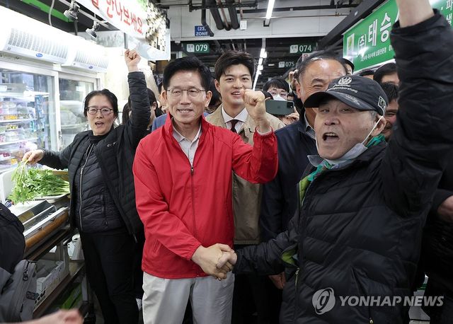 가락시장 찾은 김문수