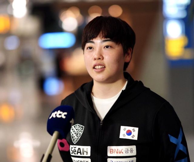 세계탁구선수권 출전 각오를 밝히는 유한나