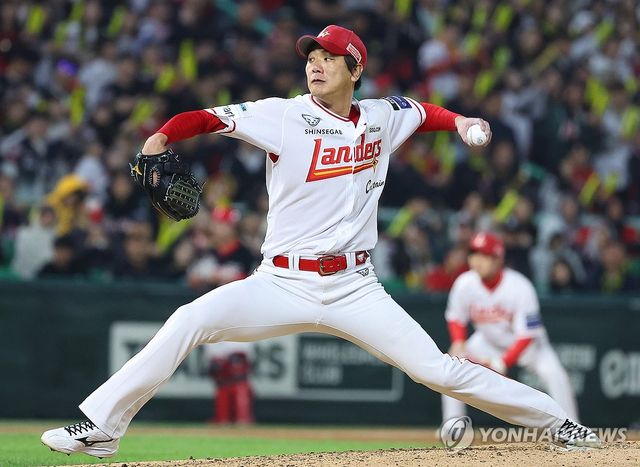 역투하는 김광현