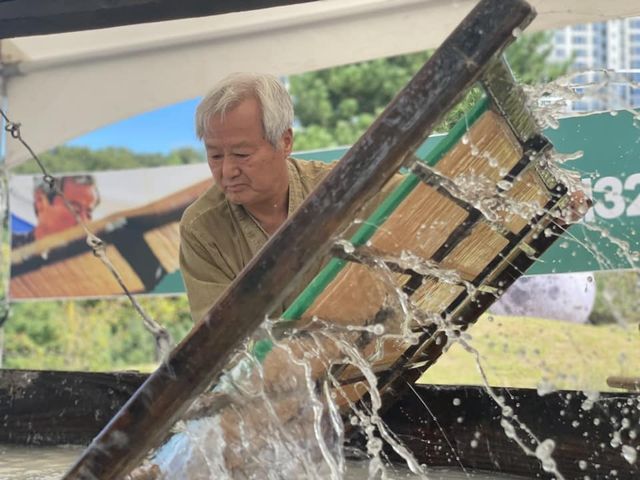 전통 한지 뜨기 시연