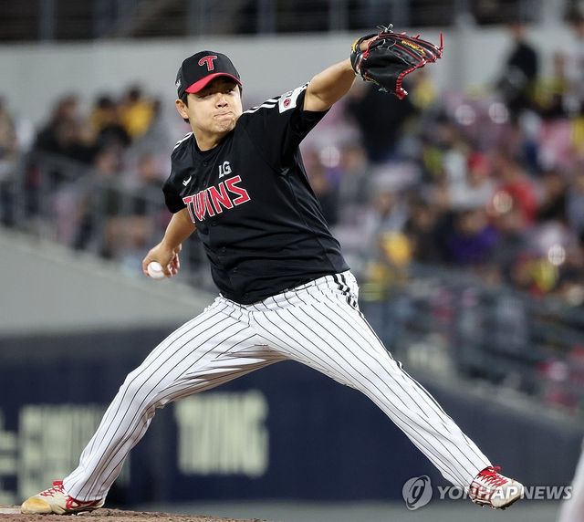 투구하는 장현식