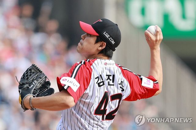 역투하는 김진성