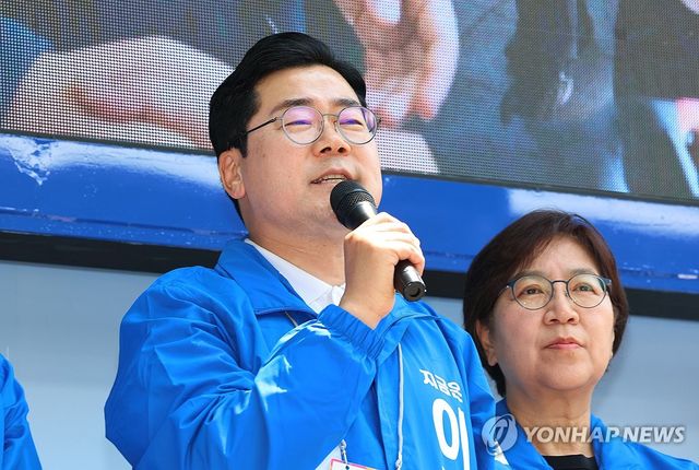 인천서 지원 유세하는 박찬대 상임 총괄선대위원장