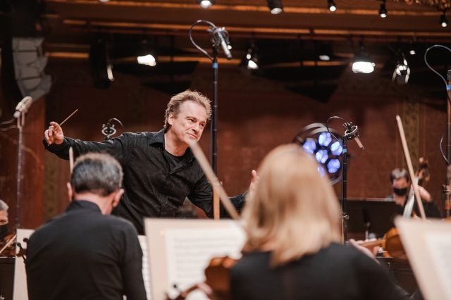 조나단 노트와 OSR 단원들