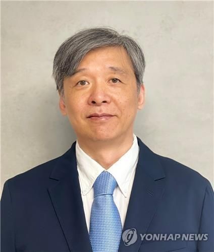 이강웅 미세먼지특별대책위 민간위원장