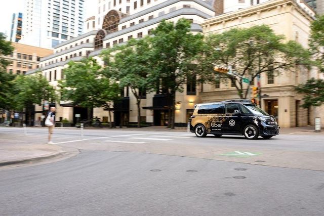 우버-폴크스바겐 자율주행 택시 서비스
