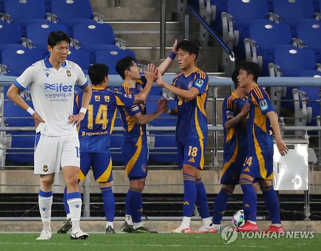 허율 선제골에 앞서가는 울산