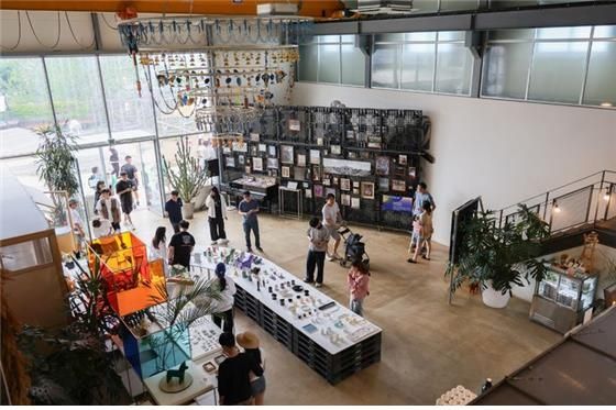 2024 작가미술장터 '속초아트페어' 현장 사진[예술경영지원센터 제공. 재판매 및 DB 금지] 