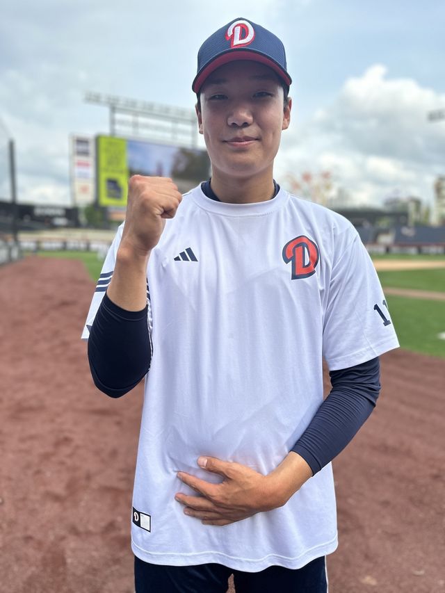 15일 1군 엔트리에 등록된 두산 신인 투수 양재훈