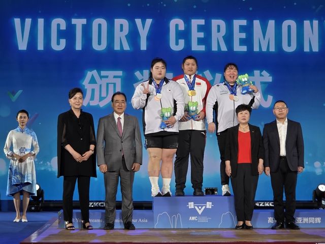 박혜정, 2025 아시아역도선수권 합계 2위…손영희는 3위