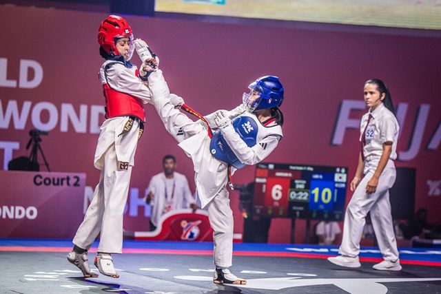 여자 37㎏급 금메달리스트 이근미(오른쪽)의 결승전 경기 모습.