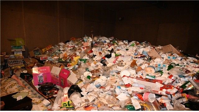 A씨가 무단 거주하던 부여군 폐창고