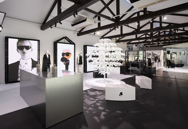 칼 라거펠트 팝업스토어 내부 전경 [CJ온스타일 제공. 재판매 및 DB 금지]