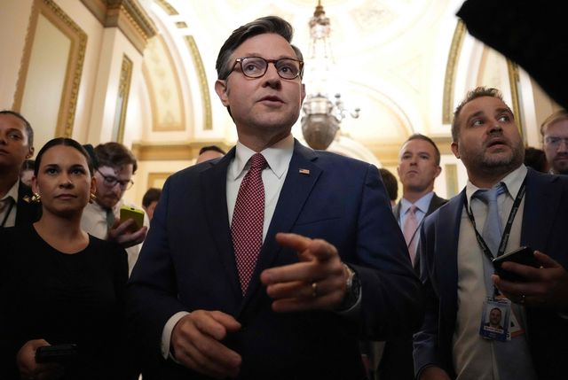 15일(현지시간) 공화당 소속의 마이크 존슨 미국 하원의장