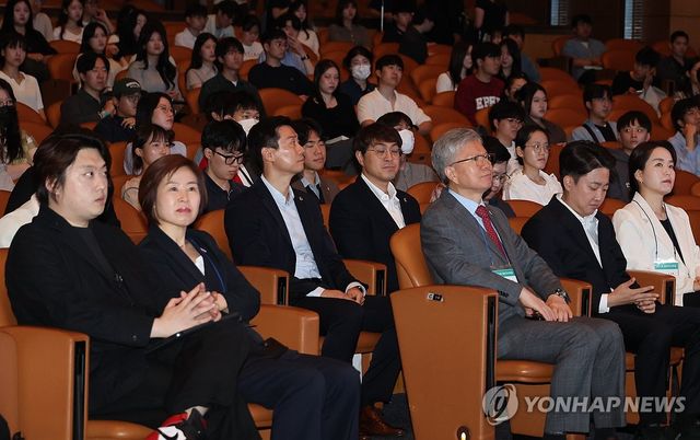 젊은의사포럼 참석한 이준석 후보