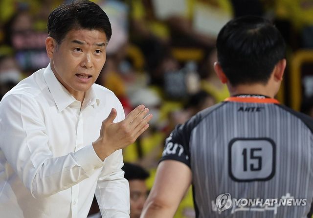 창원 LG 조상현 감독