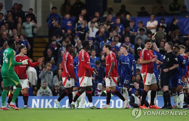 맨유 대 첼시 경기 장면