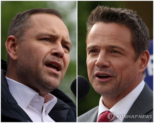 카롤 나브로츠키(왼쪽), 라파우 트샤스코프스키